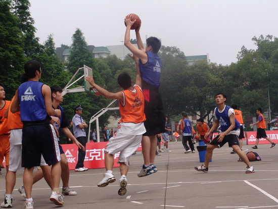 光率维尼修